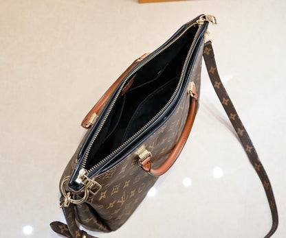 Stylish Shoulder Bag – Special Edition