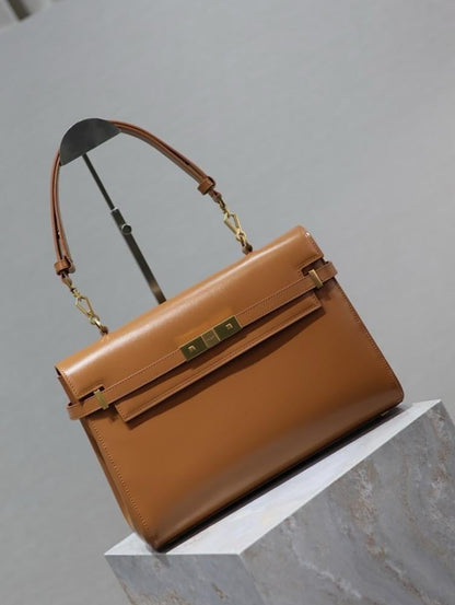 Modern Elegant Leather Shoulder Bag – Limited Edition