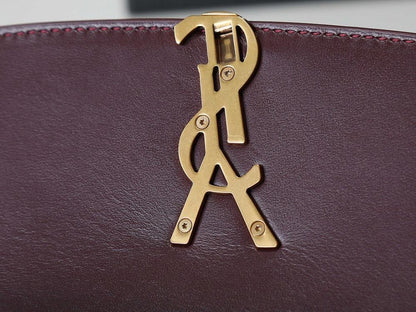 Italian-Inspired Stylish Lambskin Shoulder Bag