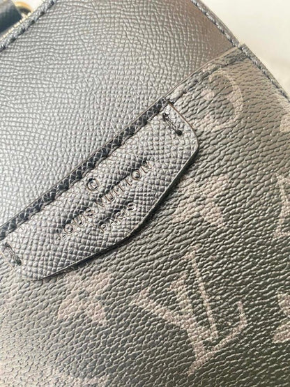 Stylish Refined Leather Shoulder Bag