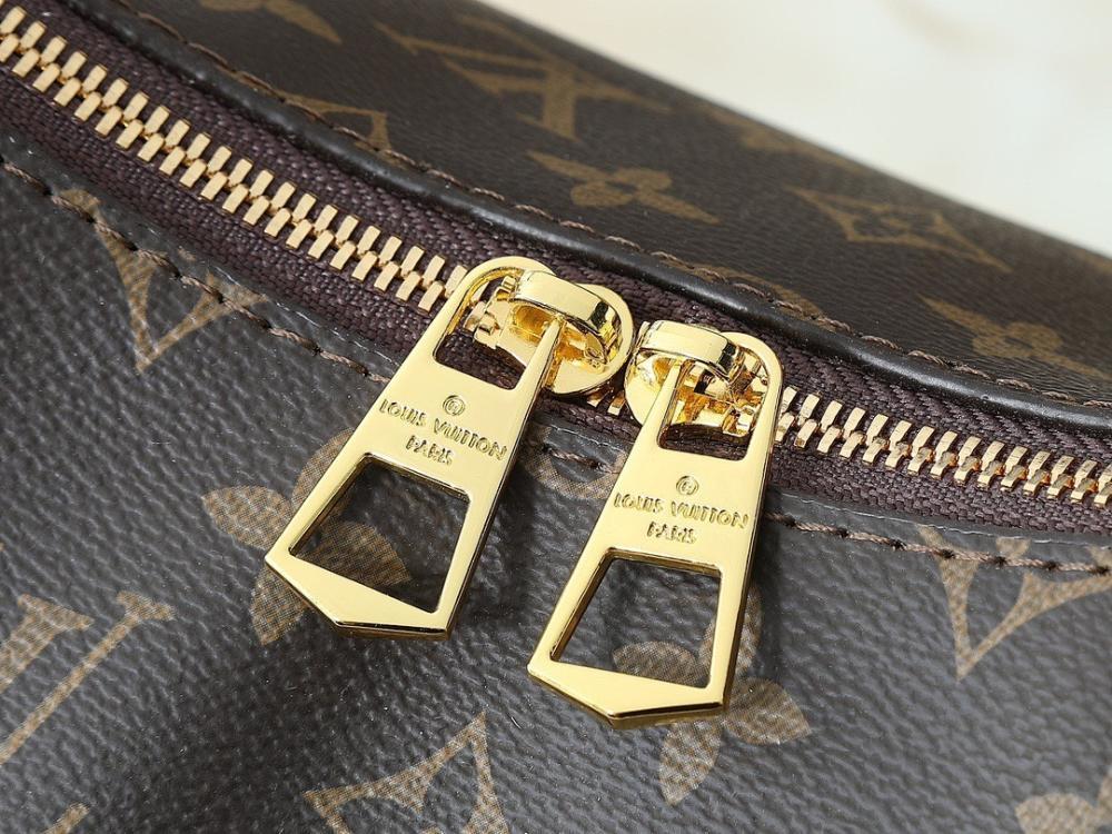 Stylish Refined Gold Woven Leather Shoulder Bag