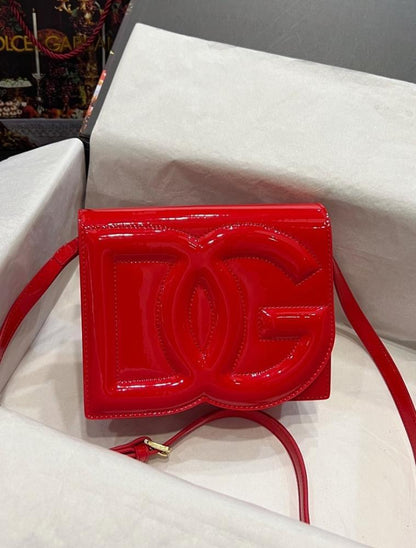Italian-Inspired Elegant Quilted Leather Crossbody Bag