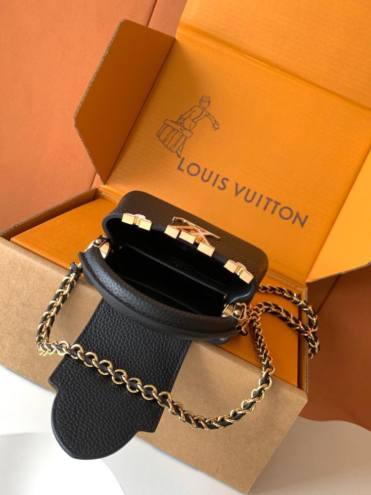 Capucines Calfskin Wallet