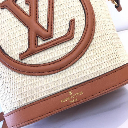 Modern Italian-Inspired Woven Raffia Tote Bag