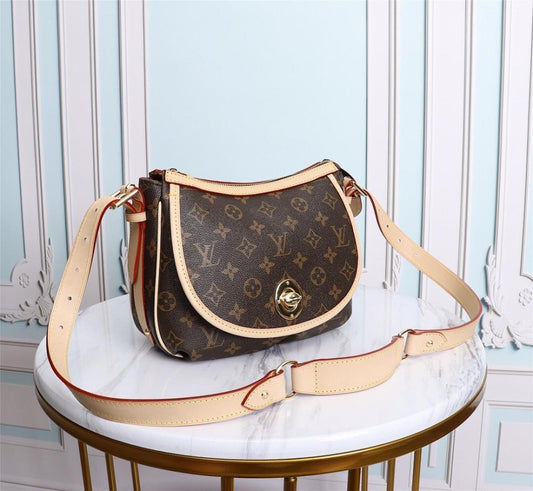 Luxury Refined Crossbody Bag