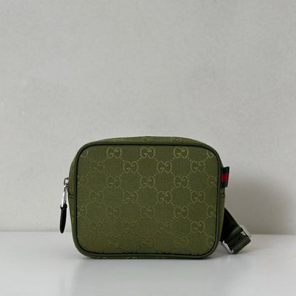 Elegant Refined Top Handle Bag