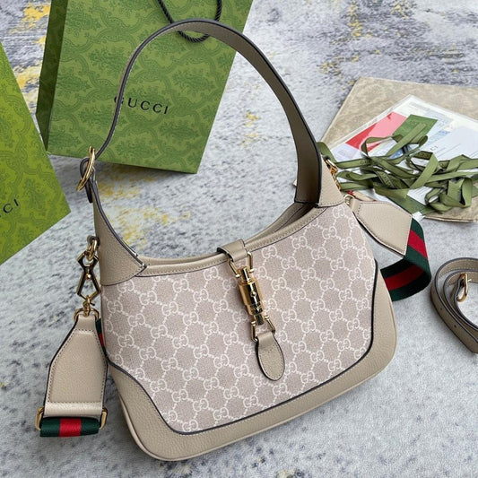 Stylish Crossbody Bag – Limited Edition