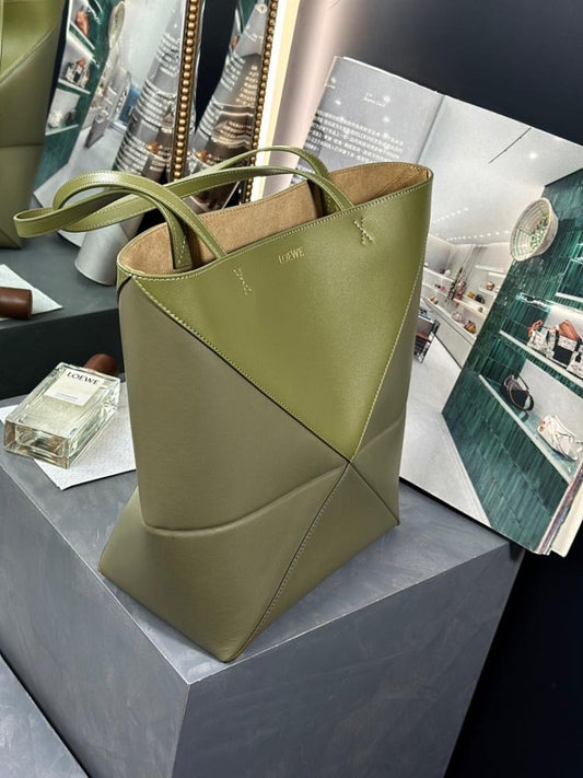 Modern Leather Crossbody Bag