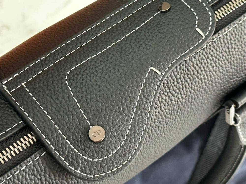 Luxury Elegant Grey Quilted Leather Shoulder Bag
