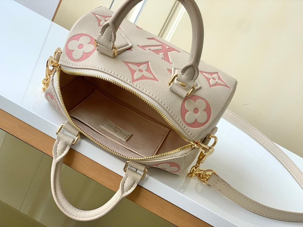Modern Elegant Leather Shoulder Bag