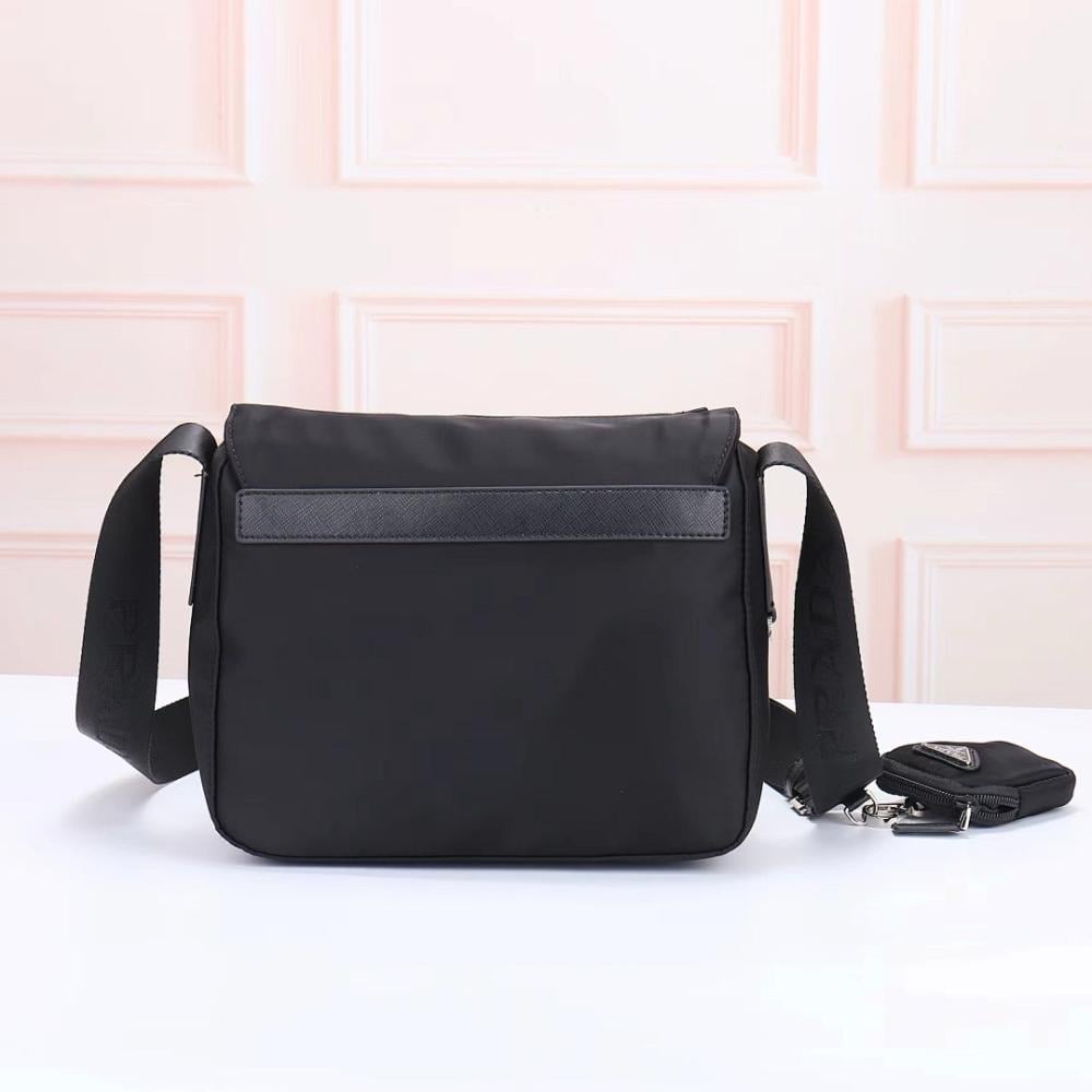Stylish Nylon Shoulder Bag – Special Edition