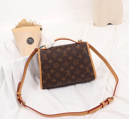 Kelly Shoulder Bag