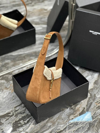 Luxury Refined Gold Shoulder Bag