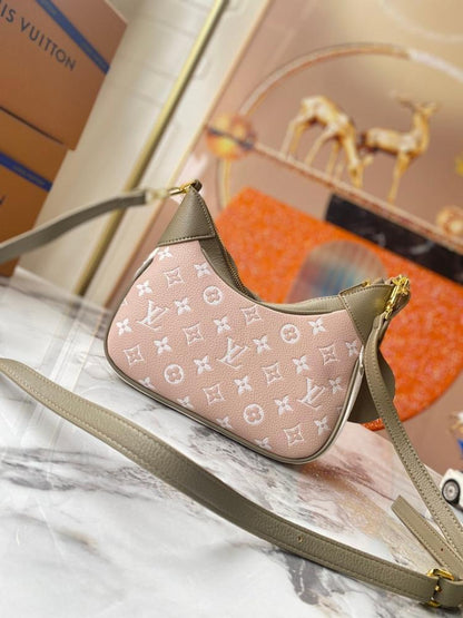 Modern Italian-Inspired Shoulder Bag