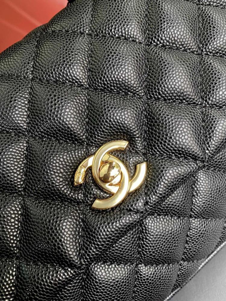Elegant Leather Top Handle Bag