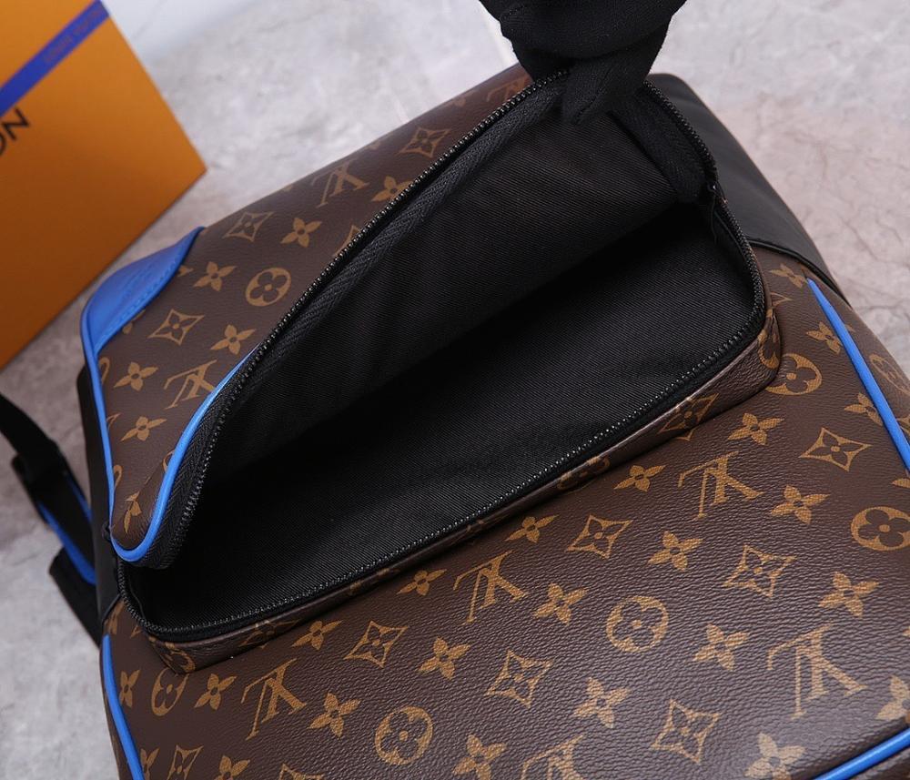 Modern Elegant Leather Bag