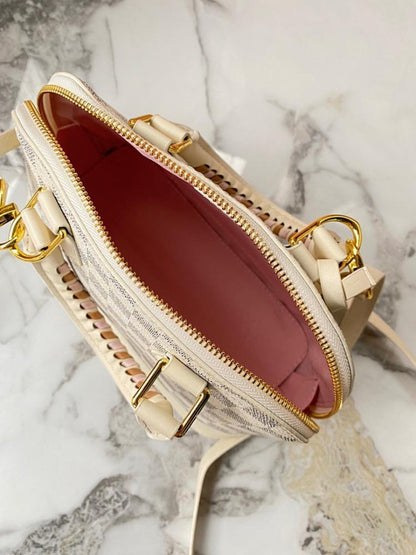 Stylish Woven Calfskin Crossbody Bag – Limited Edition