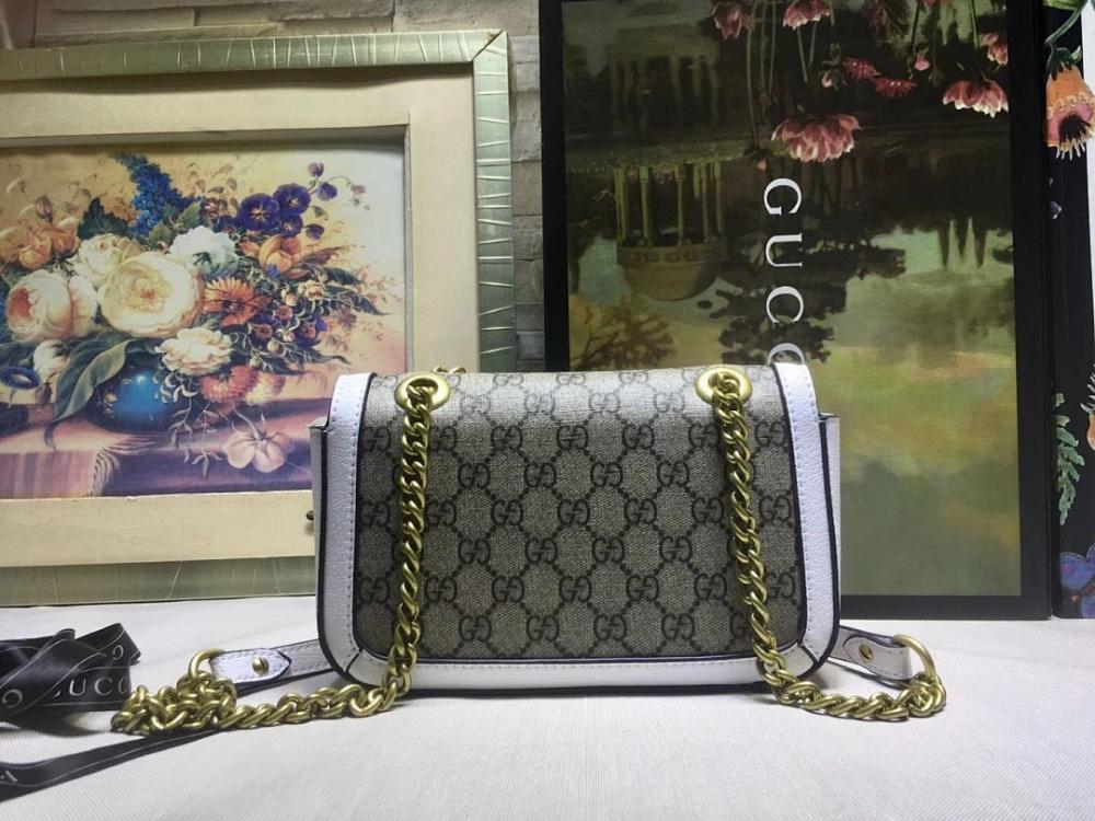 Alma Red Crossbody Bag