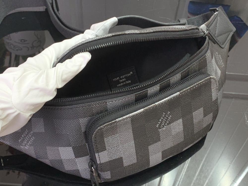 Elegant Shoulder Bag