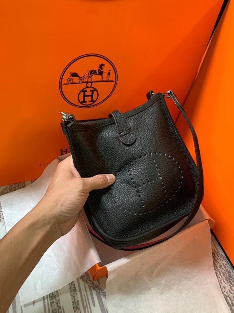 Elegant Refined Leather Top Handle Bag