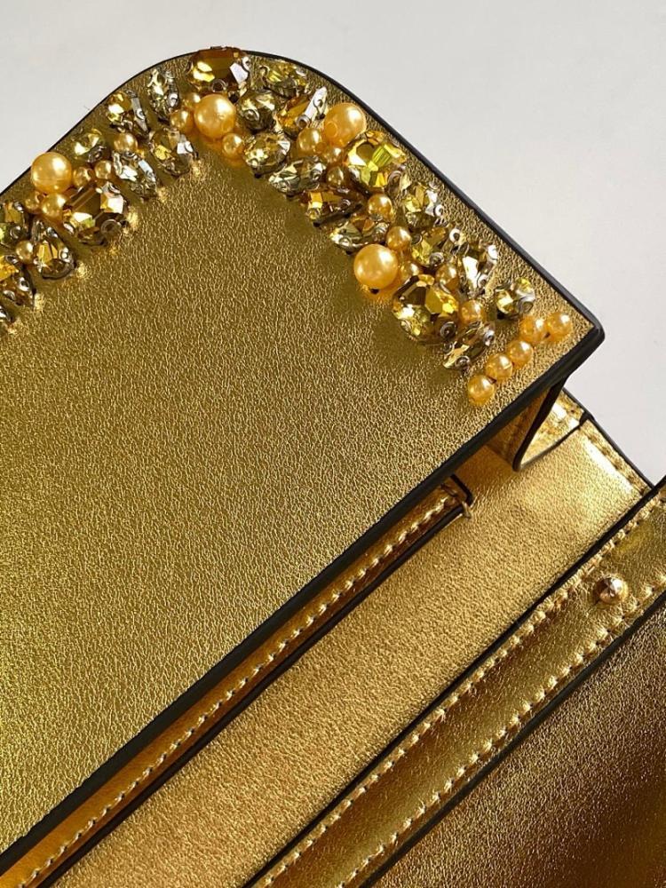 Modern Elegant Crystal-Embellished Leather Shoulder Bag – Special Edition