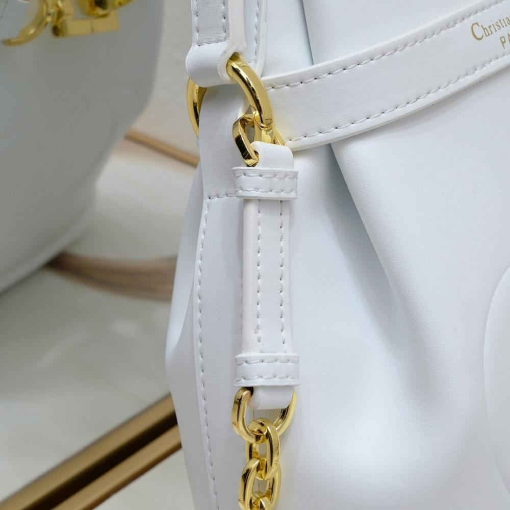 Modern Refined Calfskin Bucket Bag
