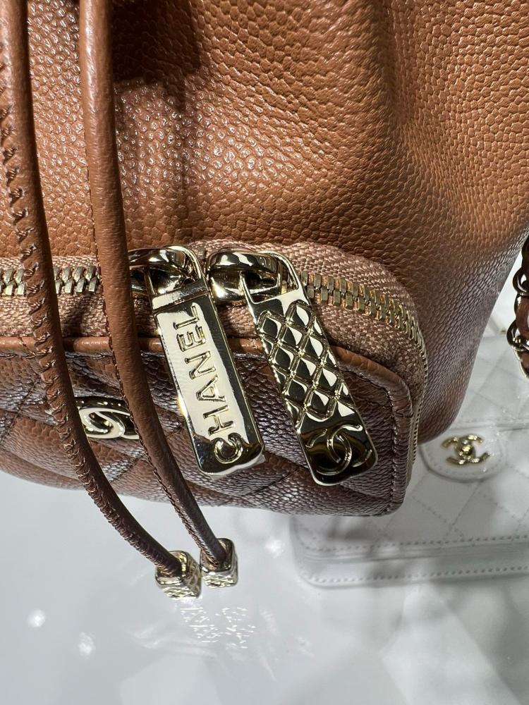 Classic Bucket Bag
