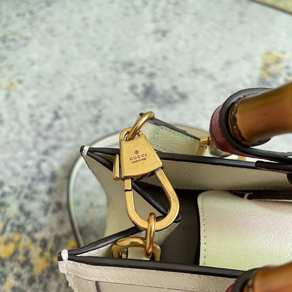 Stylish Shoulder Bag – Special Edition