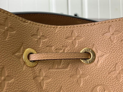 Elegant Shoulder Bag