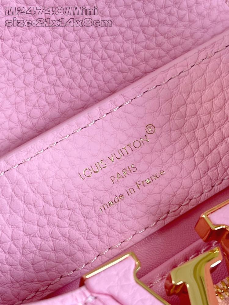 Classic Shoulder Bag
