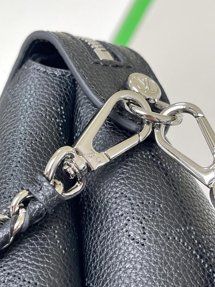 Stylish Woven Leather Shoulder Bag – Special Edition