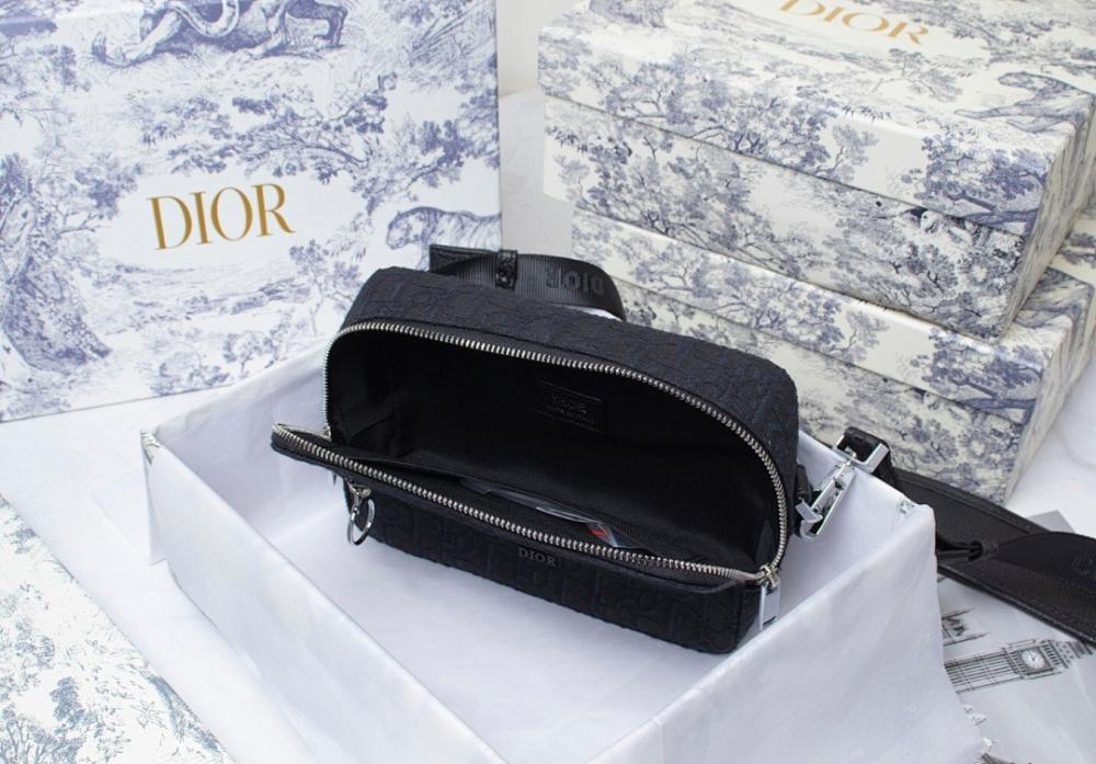 Stylish Leather Crossbody Bag – Special Edition