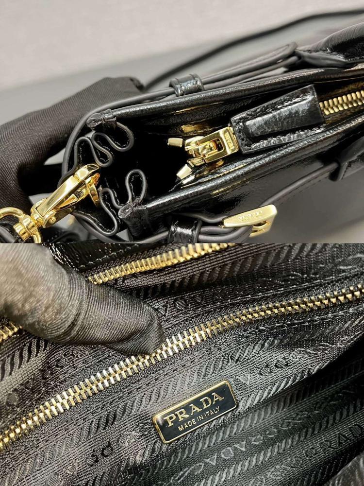 Classic Shoulder Bag