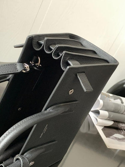 Elegant Stylish Shoulder Bag – Limited Edition