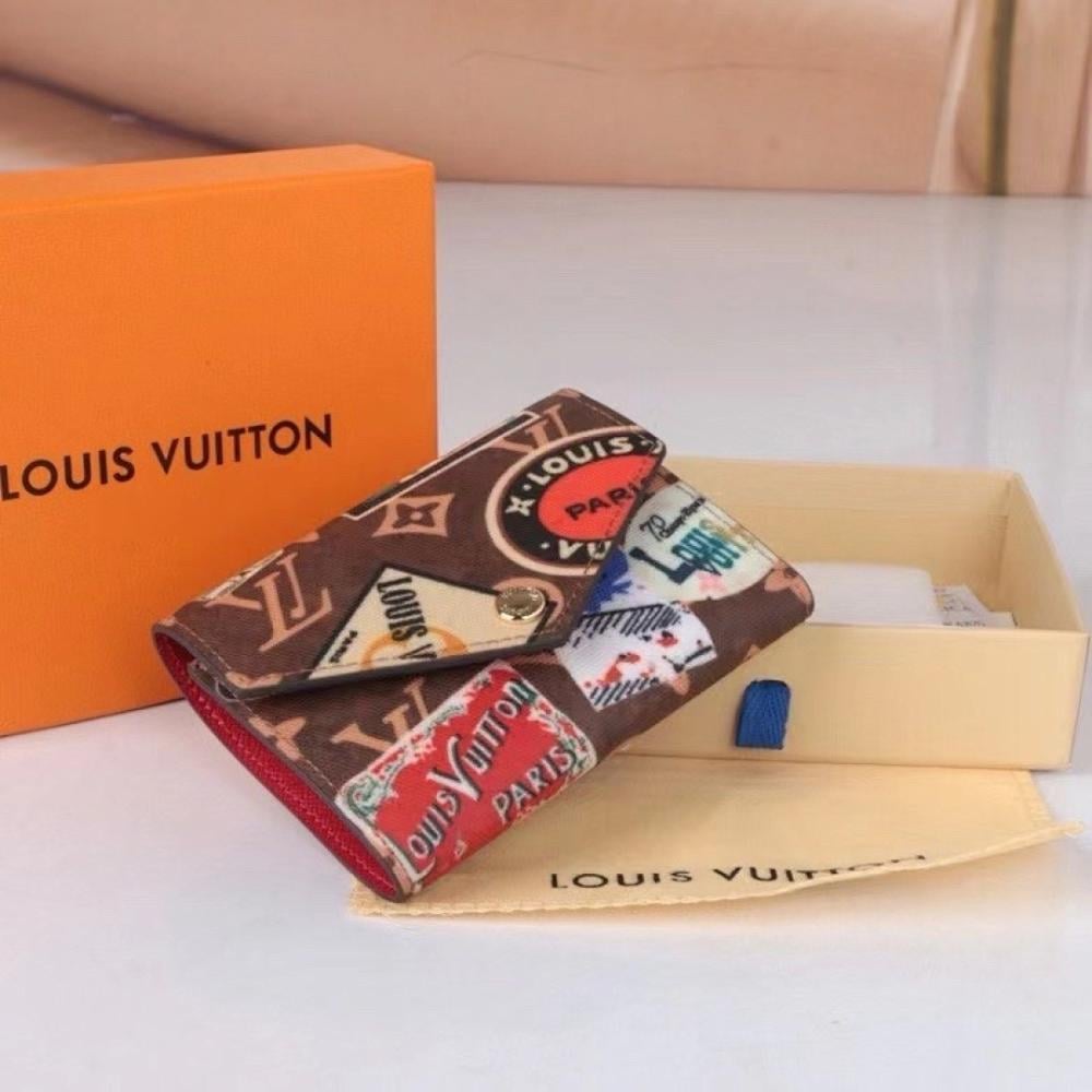 Italian-Inspired Elegant Leather Wallet