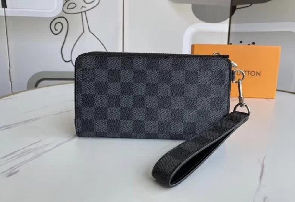 Classic Modern Wallet