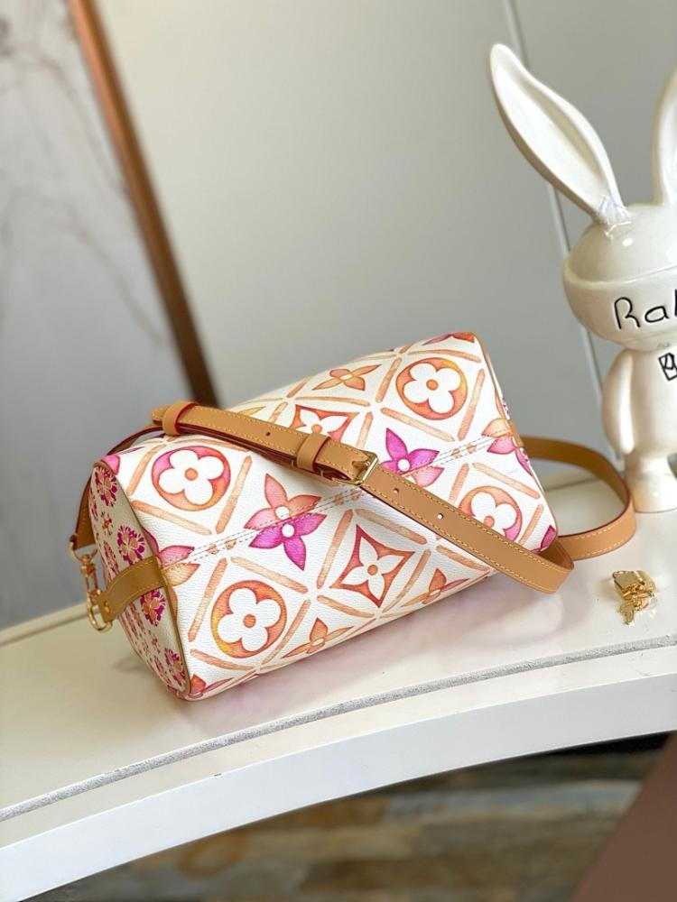 Modern Italian-Inspired Canvas Travel Bag