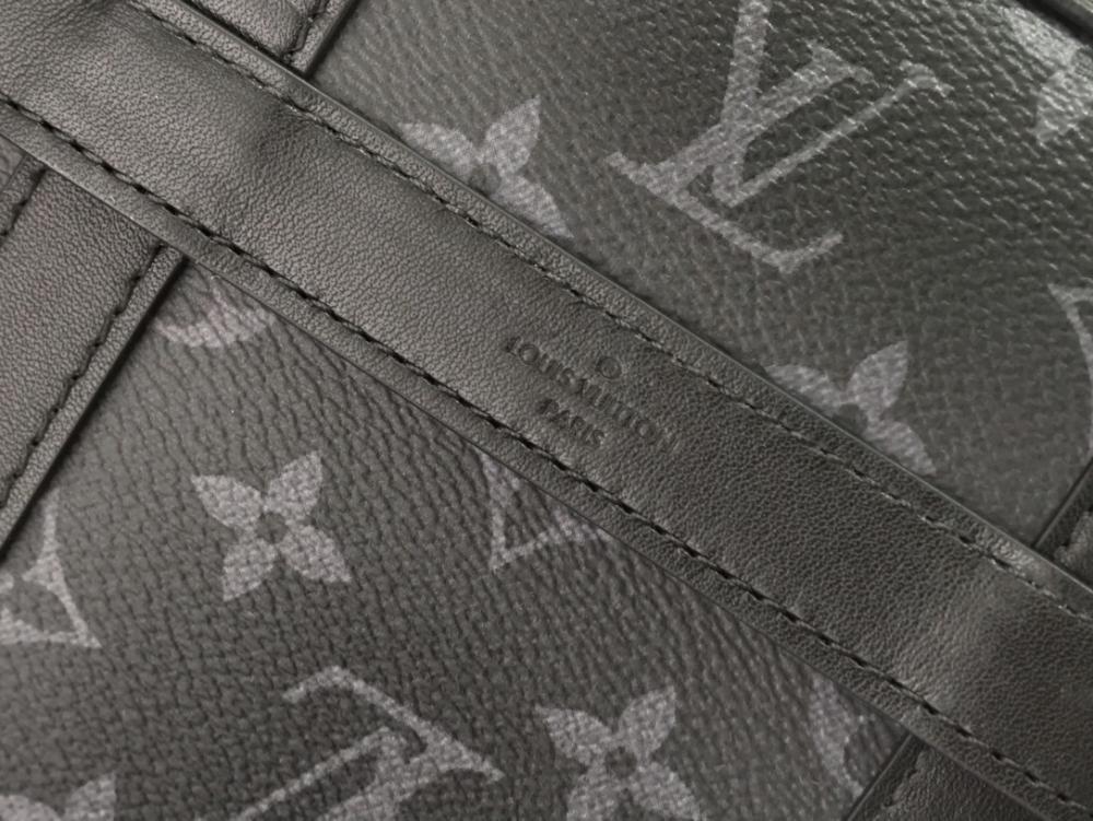 Elegant Messenger Bag