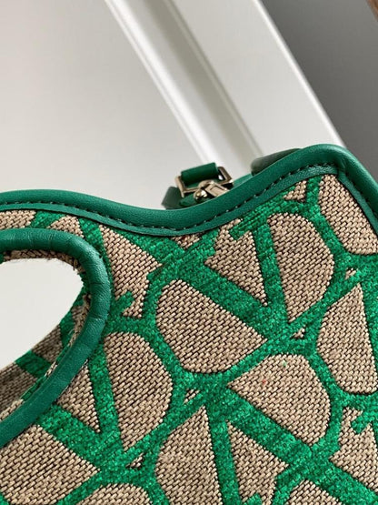 Stylish Refined Printed Canvas Shoulder Bag