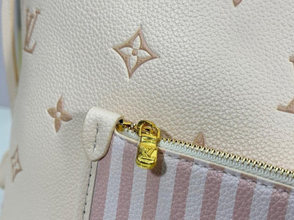 Neverfull Gold Leather Shoulder Bag