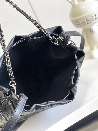 Stylish Premium Woven Lambskin Shoulder Bag