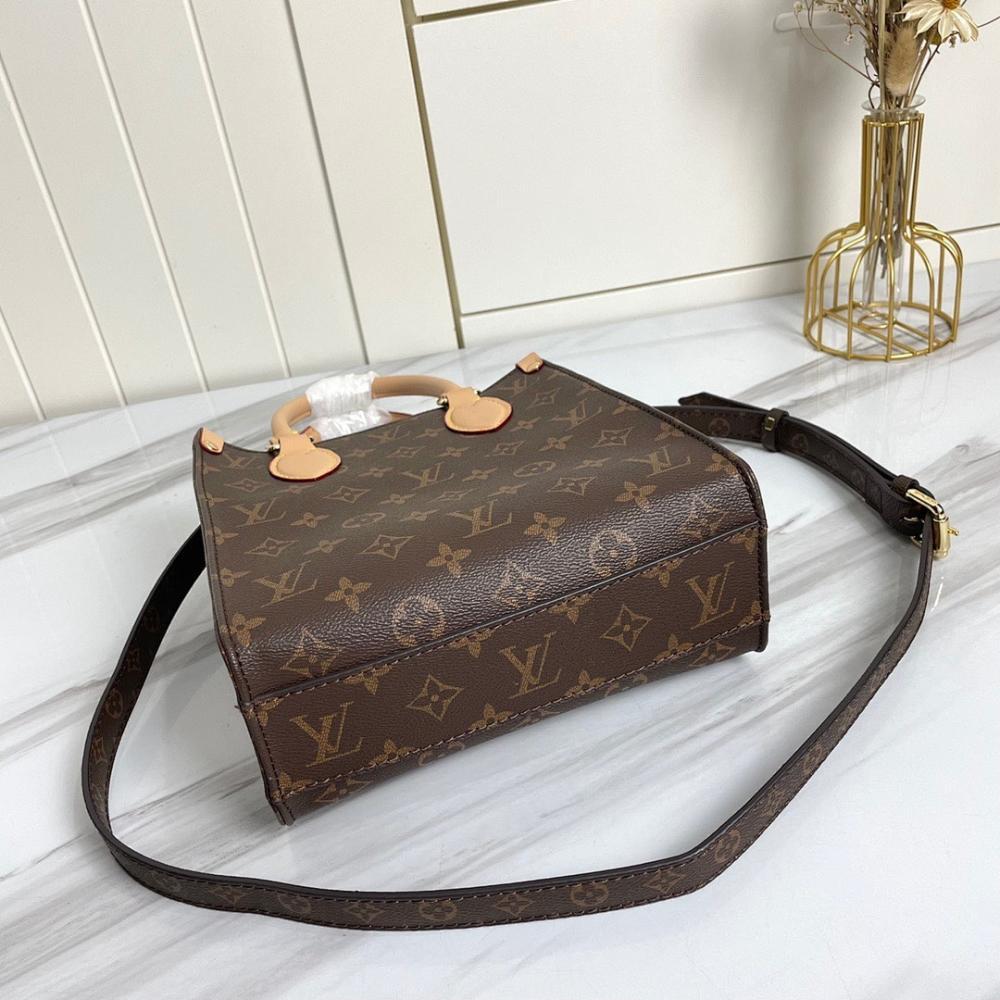 Italian-Inspired Stylish Top Handle Bag