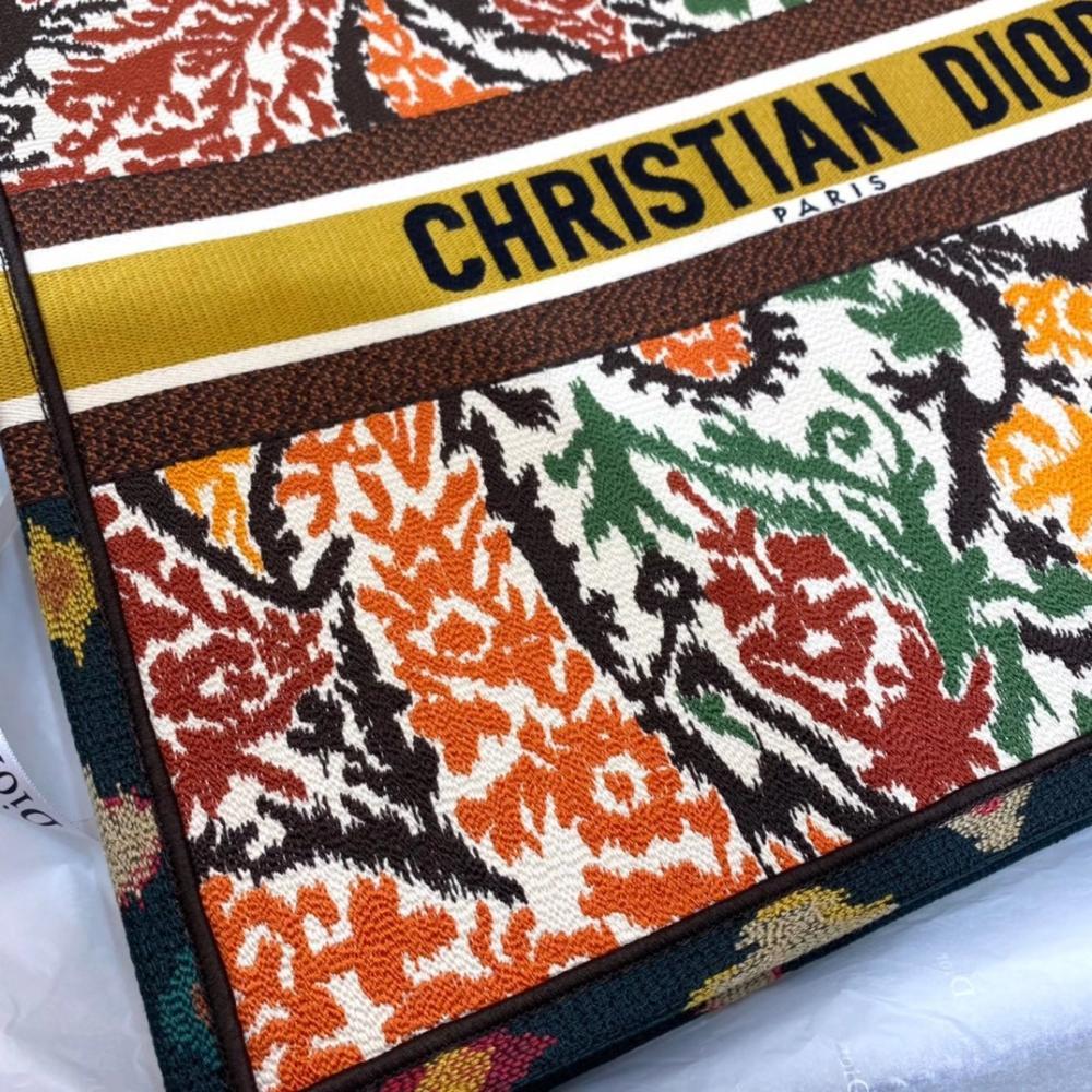 Practical Tote Bag