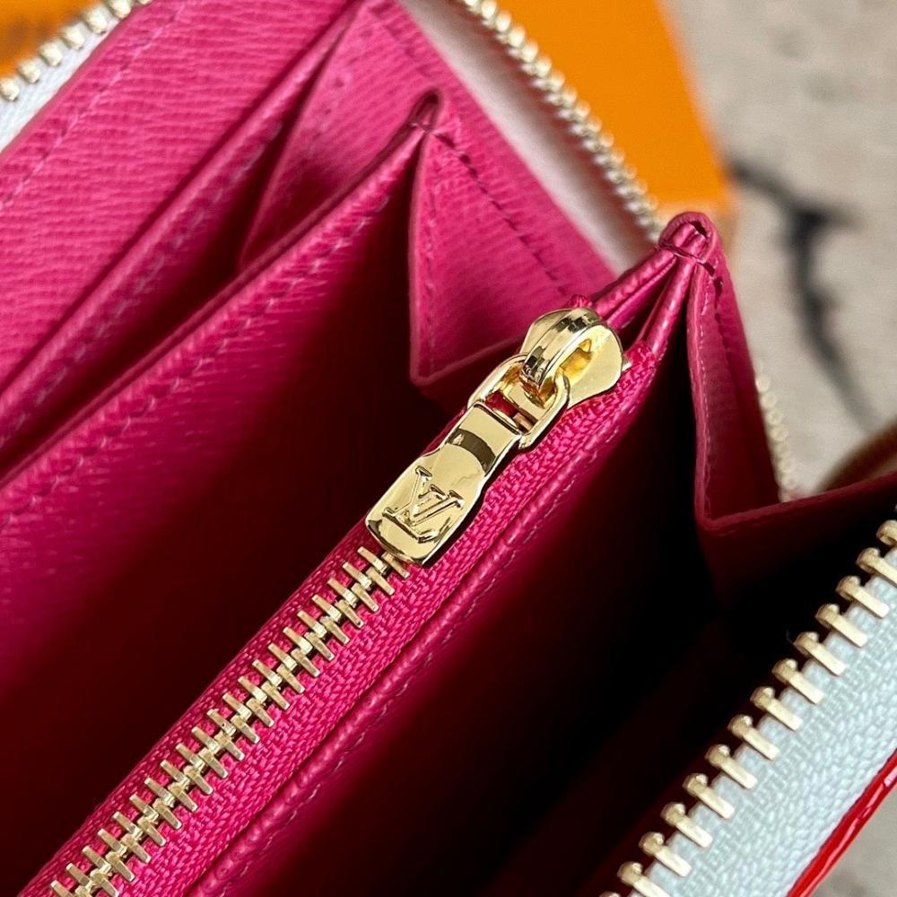 Italian-Inspired Luxury Wallet