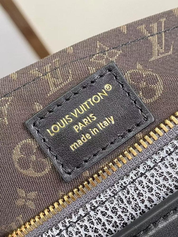 Luxury Refined Leather Crossbody Bag