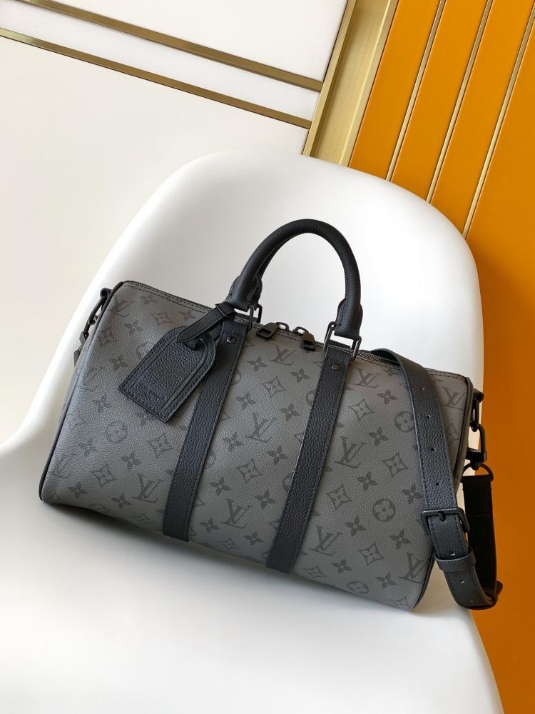 Classic Calfskin Shoulder Bag