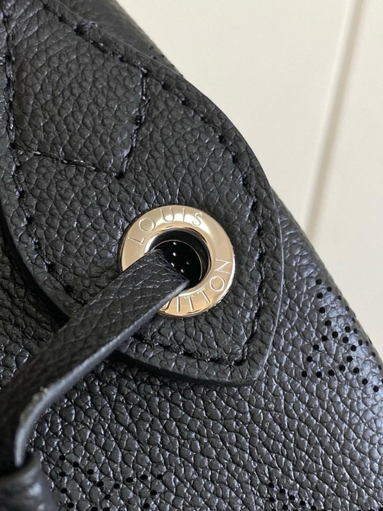 Luxury Refined Silver Leather Shoulder Bag