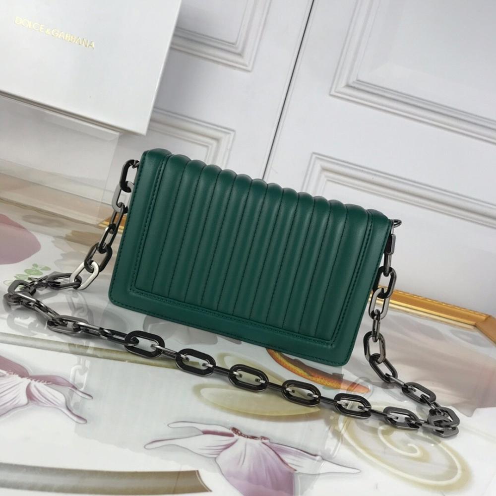 Modern Stylish Quilted Leather Bag