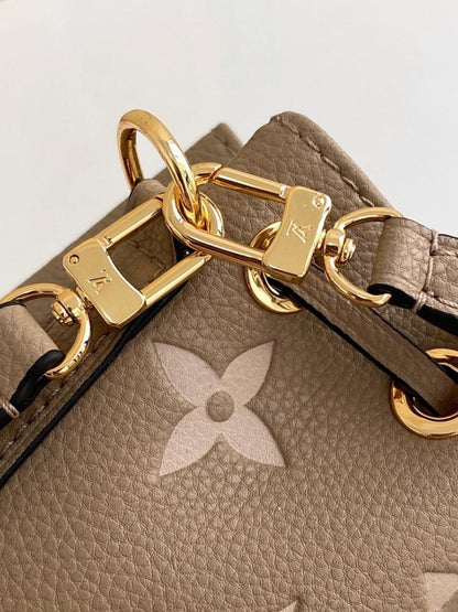 Luxury Elegant Printed Leather Shoulder Bag – Limited Edition