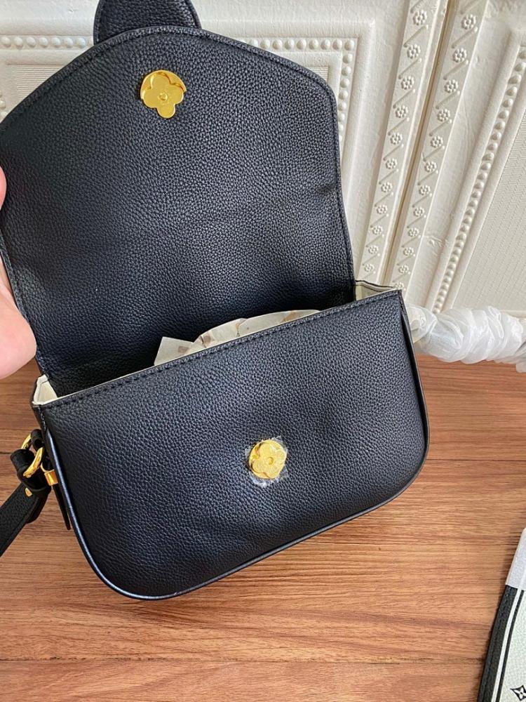 Classic Premium Gold Leather Shoulder Bag
